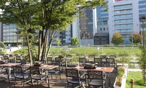 nakanoshimabeergardens_img_store_02.webp